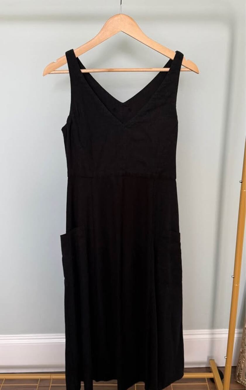 Black Linen Sleeveless Midi Dress with Pockets Size 6